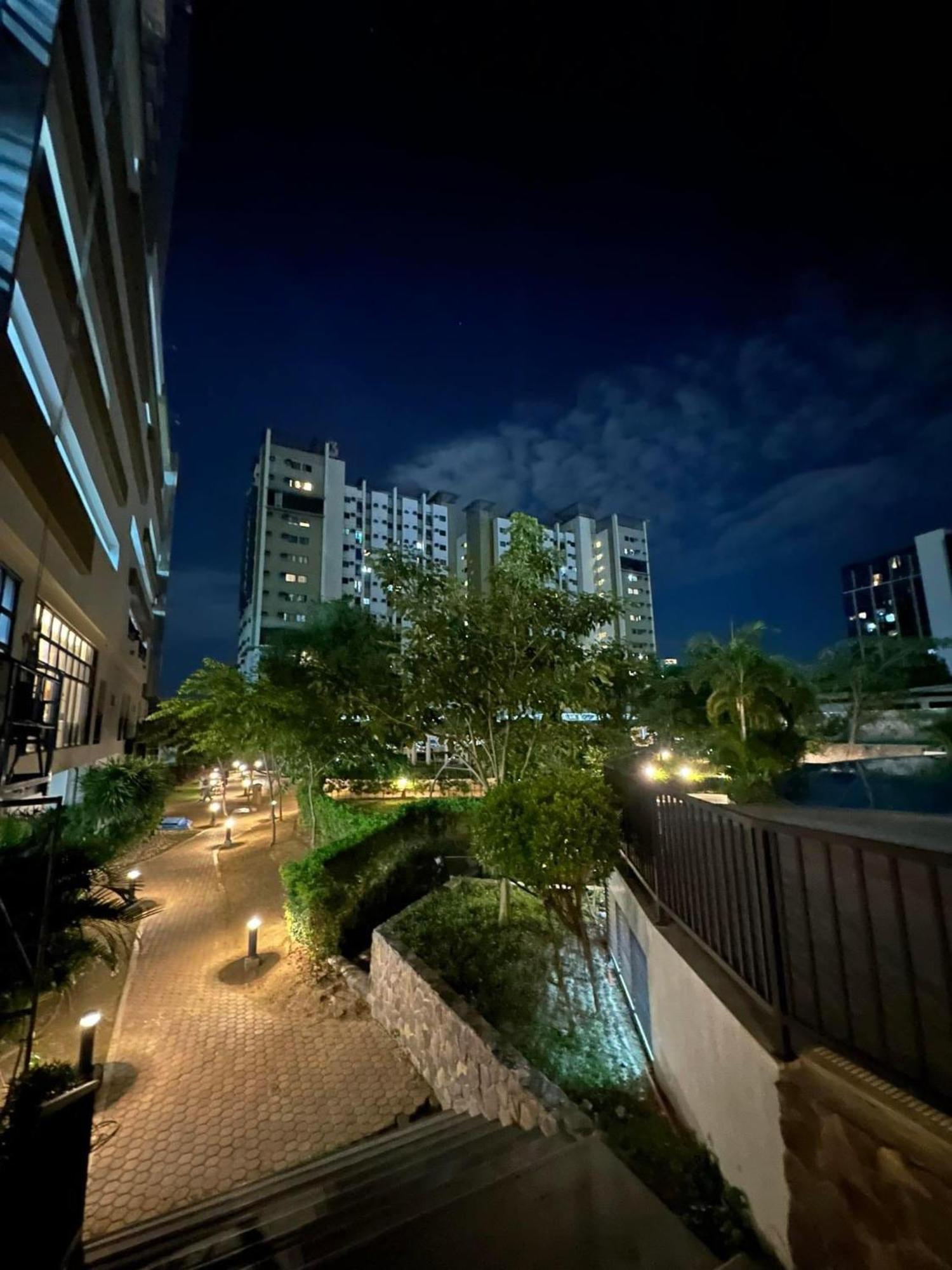 Arlowes At 20F Grand Residences Cebú Exterior foto